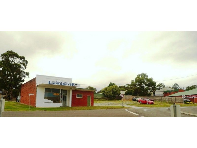 Cnr Pearson Street, Bunyip VIC 3815