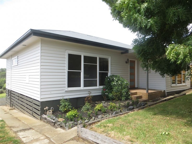 28 Buln Buln Road, Drouin VIC 3818