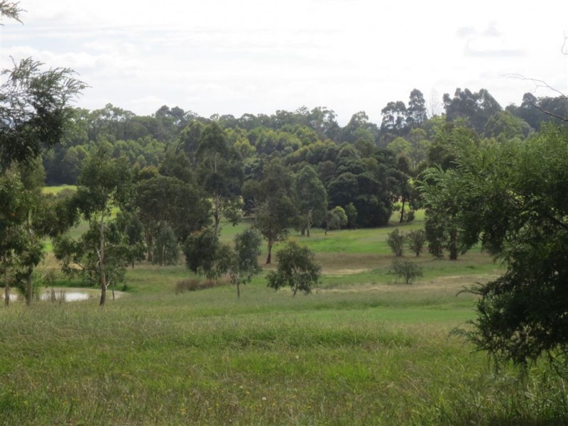 27 Fairway Drive, Drouin VIC 3818