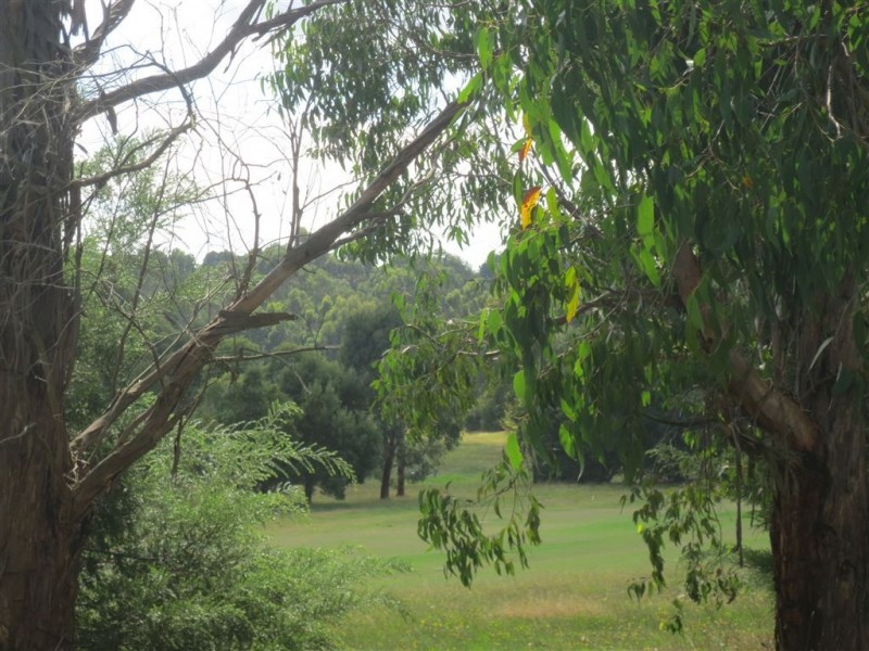 27 Fairway Drive, Drouin VIC 3818