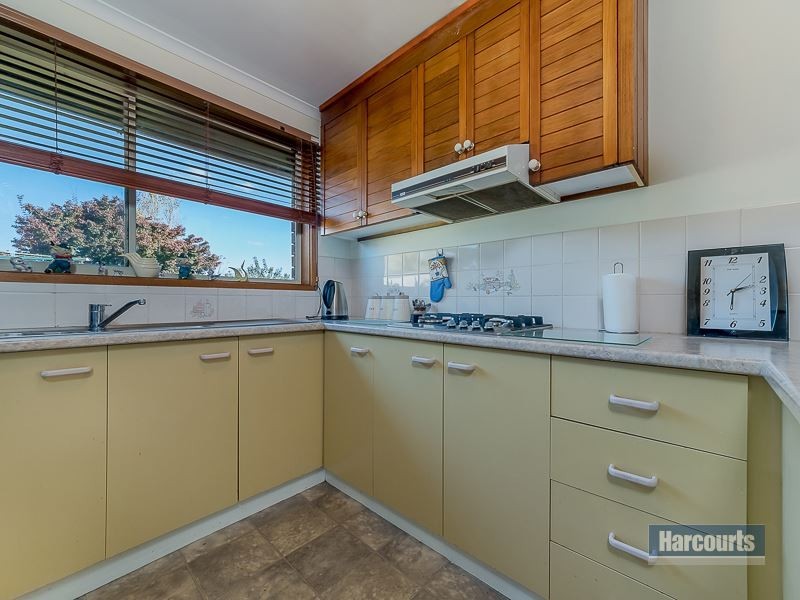 14 Helen Street, Drouin VIC 3818