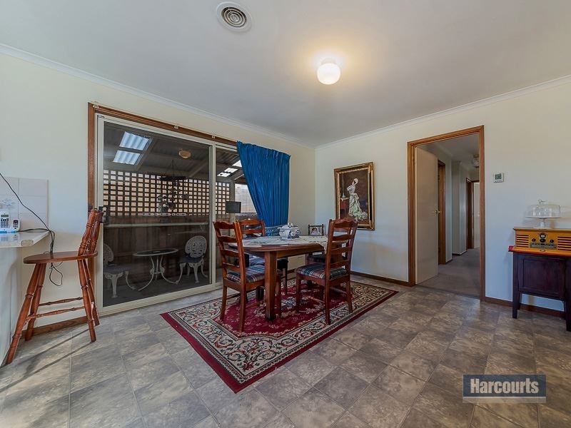 14 Helen Street, Drouin VIC 3818