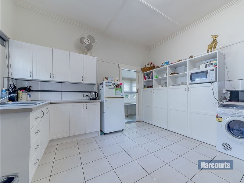 8 Lampards Road, Drouin VIC 3818