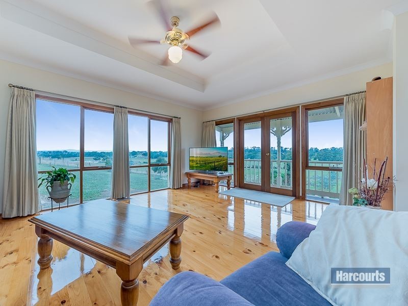 911 Princes Way, Drouin VIC 3818