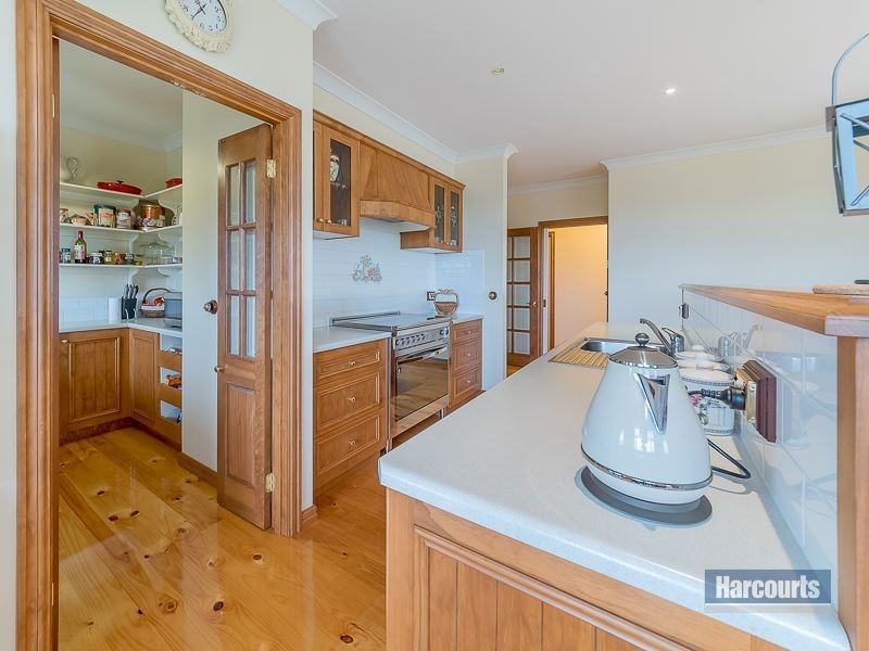 911 Princes Way, Drouin VIC 3818