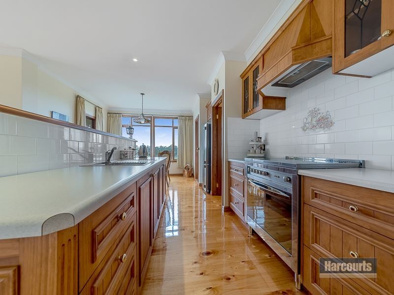 911 Princes Way, Drouin VIC 3818