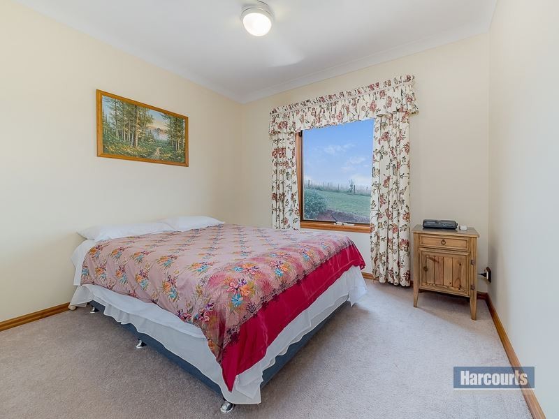 911 Princes Way, Drouin VIC 3818