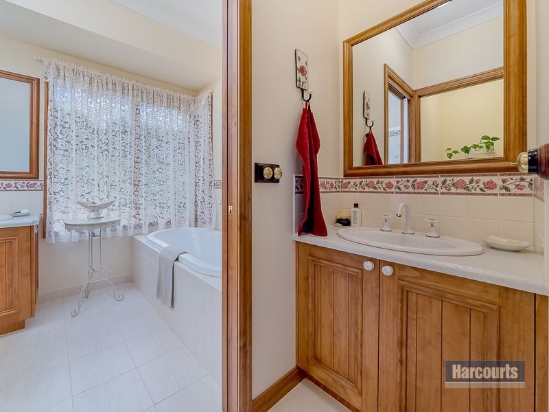 911 Princes Way, Drouin VIC 3818