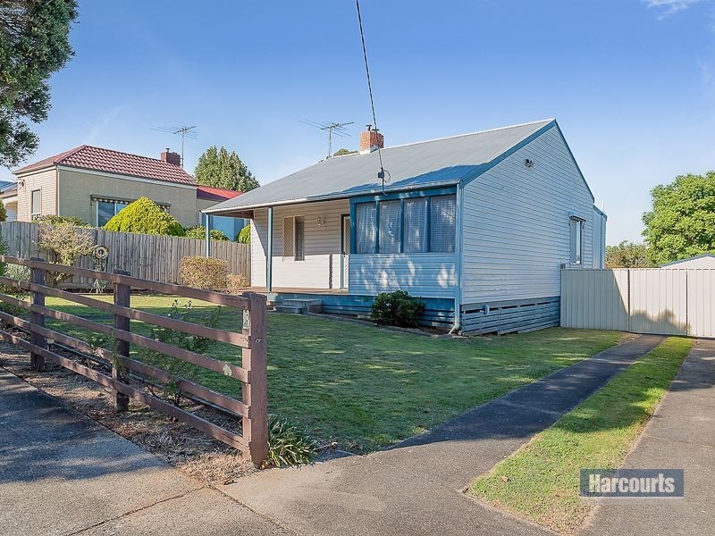 14 Church Street, Drouin VIC 3818