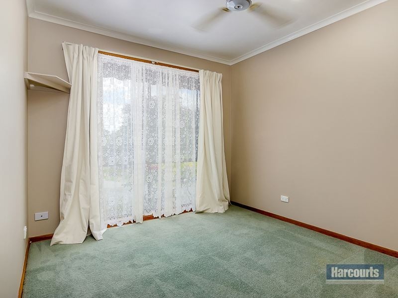 1/3 Longwarry Road, Drouin VIC 3818