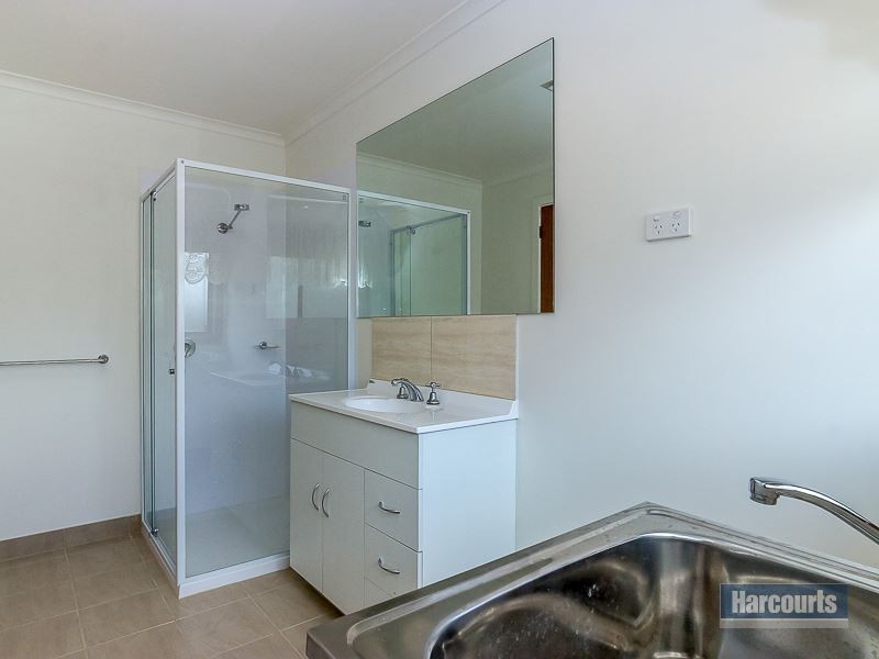 1/3 Longwarry Road, Drouin VIC 3818