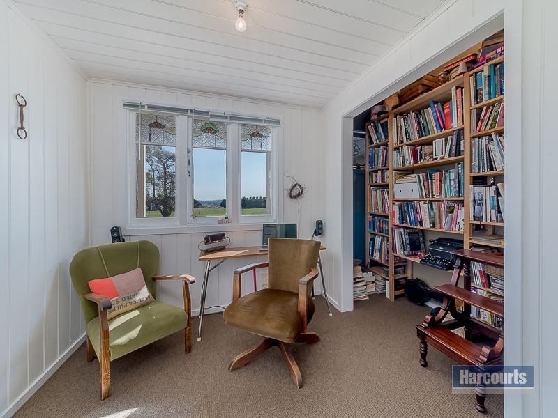 44 Newland Road, Longwarry VIC 3816