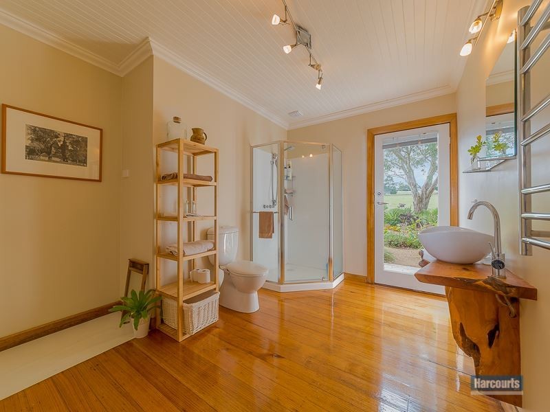 44 Newland Road, Longwarry VIC 3816