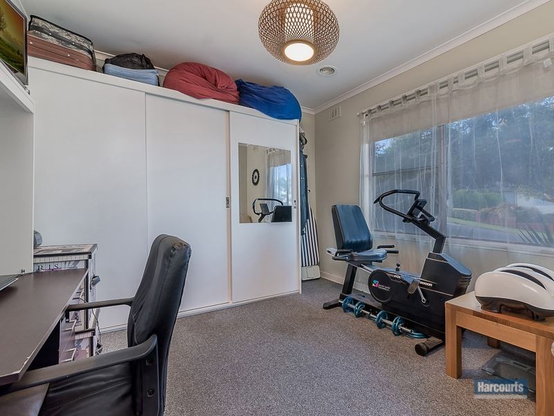 12 Bertram Street, Drouin VIC 3818