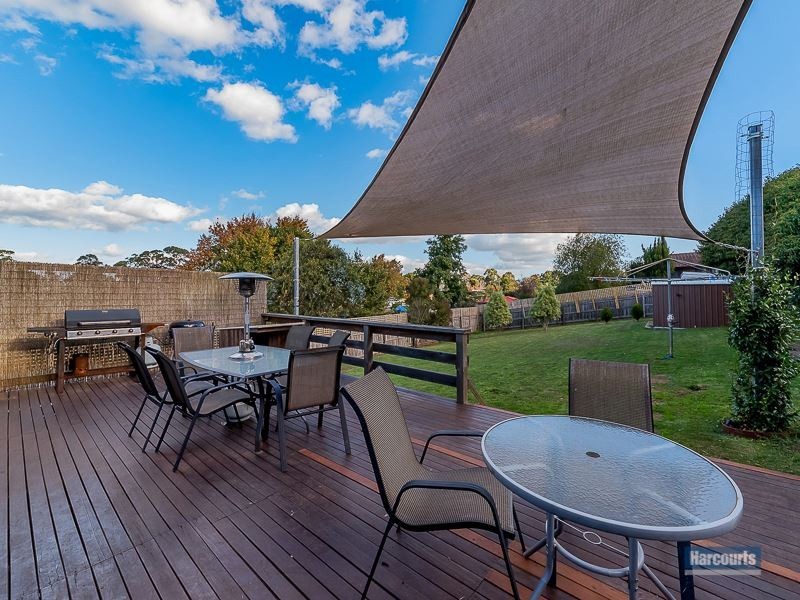 12 Bertram Street, Drouin VIC 3818