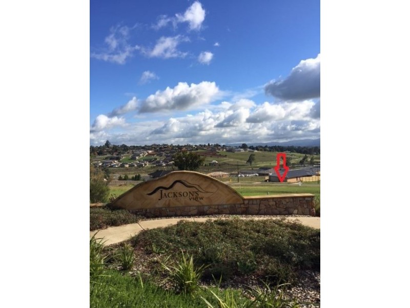 5 Empire Avenue, Drouin VIC 3818