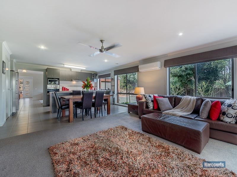 9 Andrew Court, Drouin VIC 3818