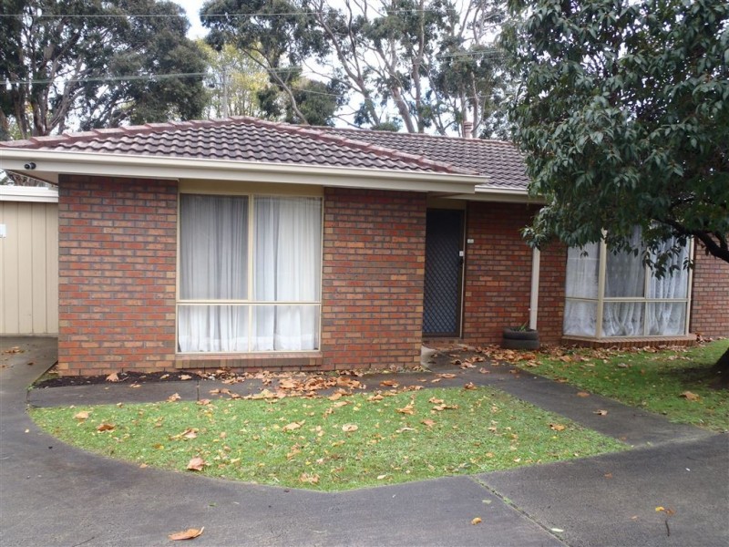 1/4 Kraft Crescent, Drouin VIC 3818