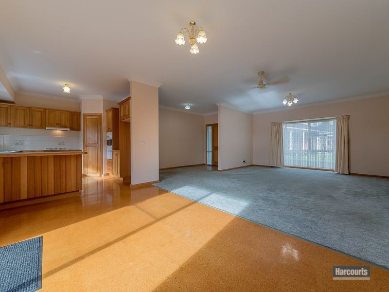 4/1 Princes Way, Drouin VIC 3818