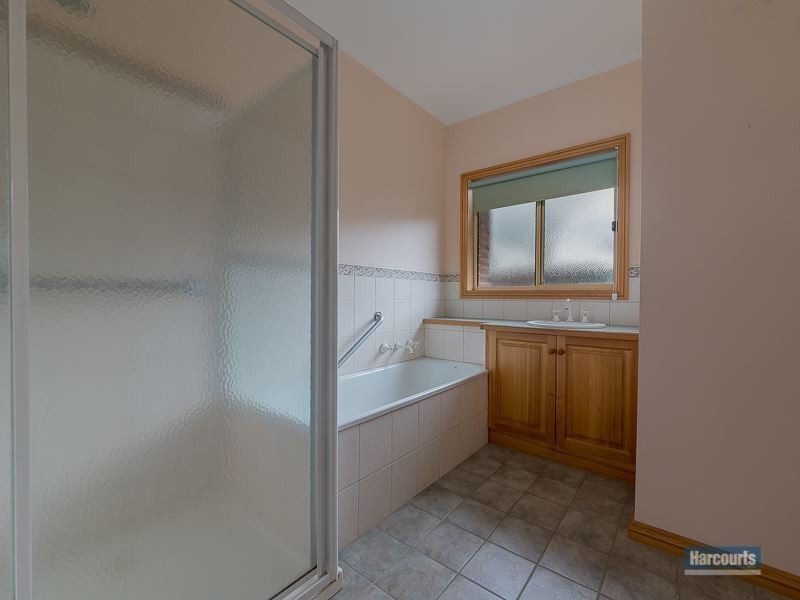 4/1 Princes Way, Drouin VIC 3818