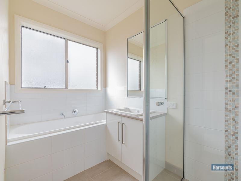15 Ajax Street, Drouin VIC 3818