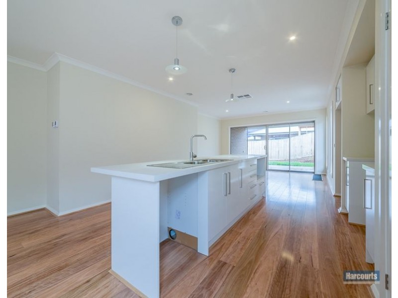 15 Ajax Street, Drouin VIC 3818