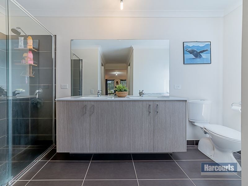 3 Lakeview Court, Drouin VIC 3818