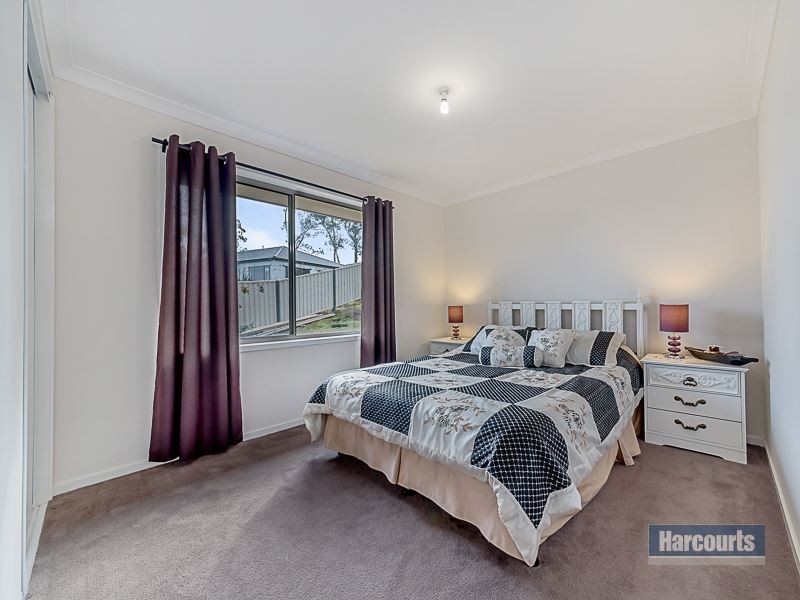 3 Lakeview Court, Drouin VIC 3818