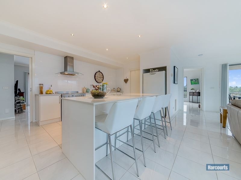 21 Jackson Drive, Drouin VIC 3818
