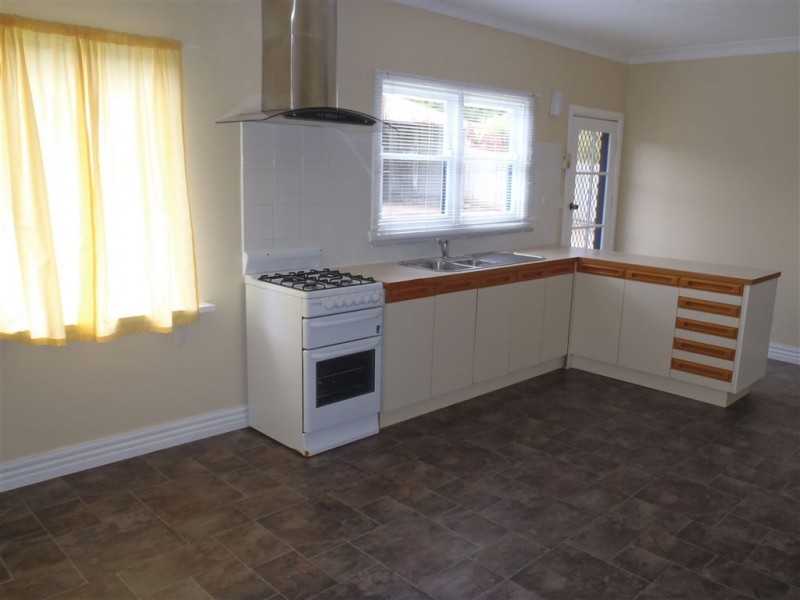 2 May Court, Garfield VIC 3814