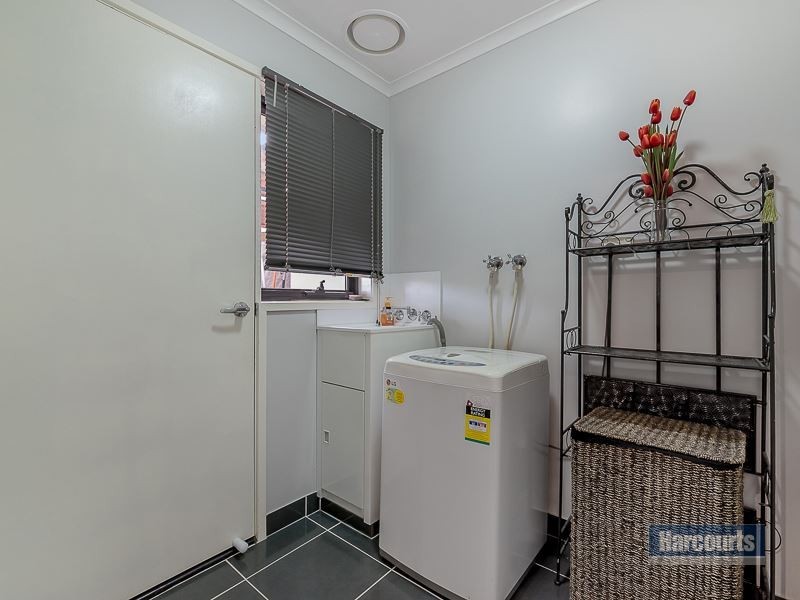 4 Hill Street, Drouin VIC 3818