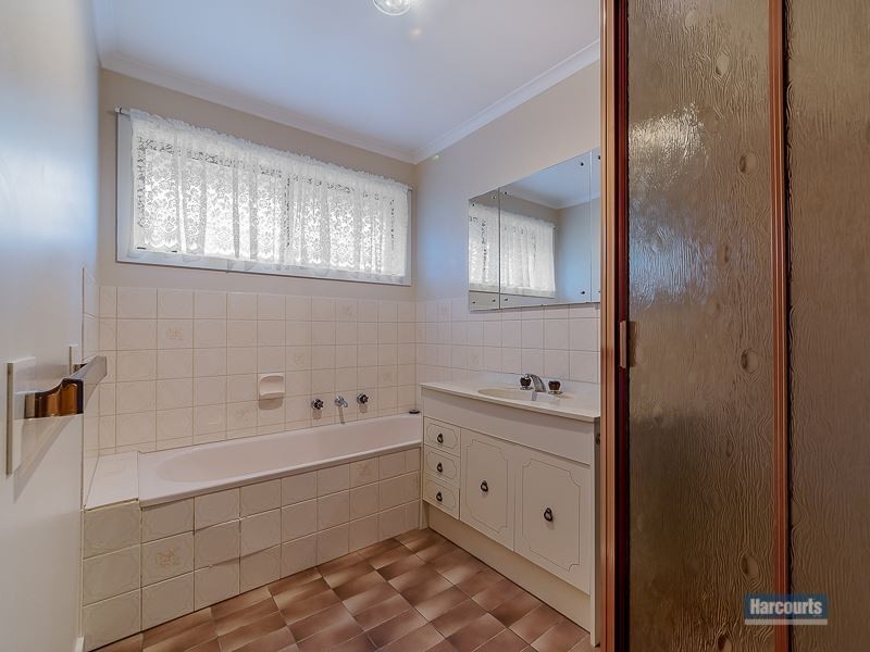 7 Simper Court, Drouin VIC 3818