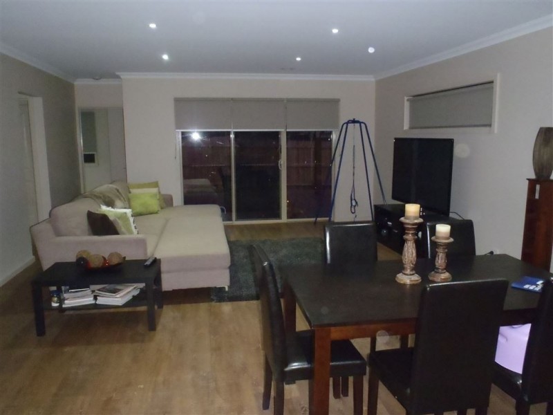 18 Skipton Street, Drouin VIC 3818