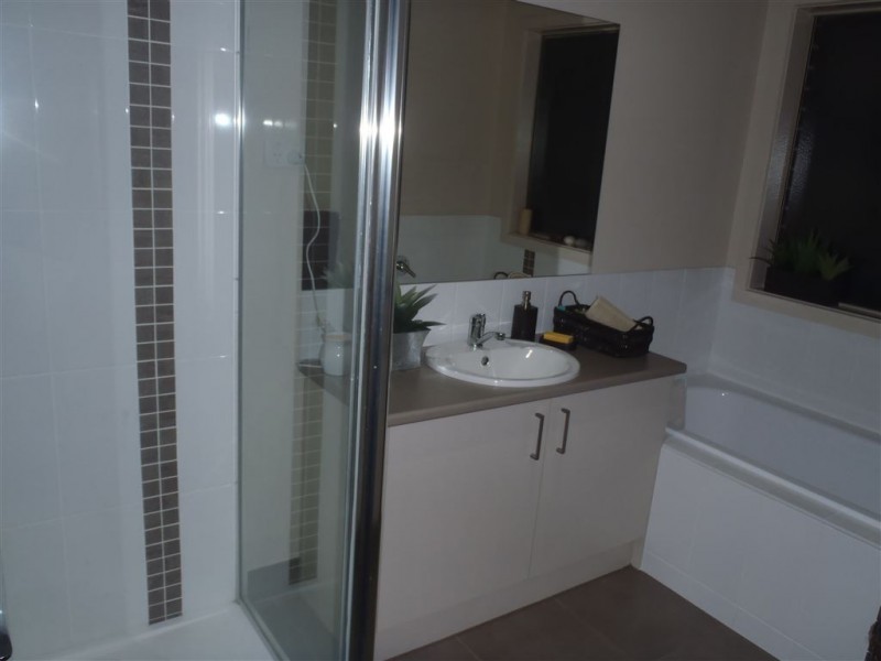 18 Skipton Street, Drouin VIC 3818