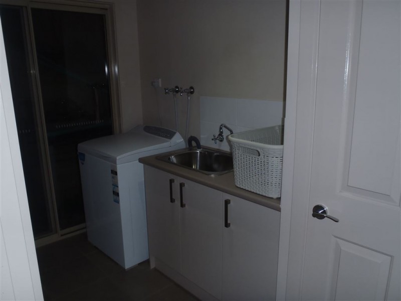 18 Skipton Street, Drouin VIC 3818