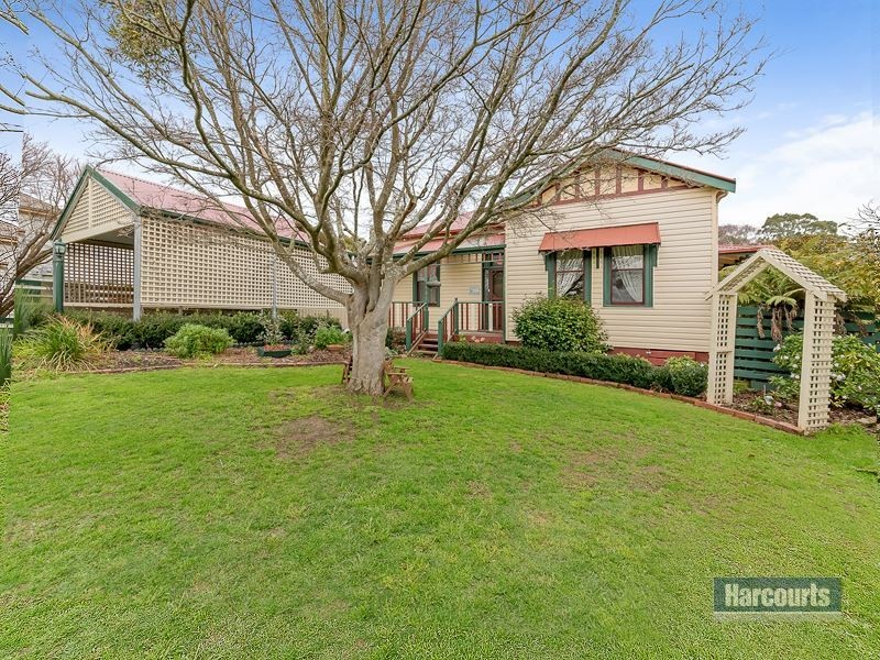 11 Gordon Street, Korumburra VIC 3950