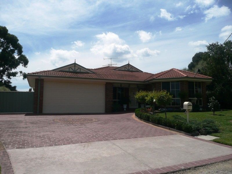 1 Webb Street, Bunyip VIC 3815