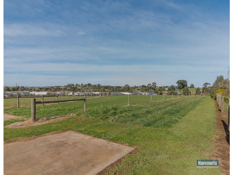 51 Colquhoun Boulevard, Warragul VIC 3820