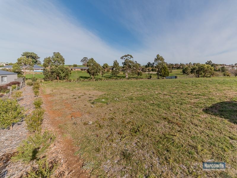 51 Colquhoun Boulevard, Warragul VIC 3820