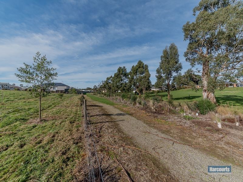 51 Colquhoun Boulevard, Warragul VIC 3820