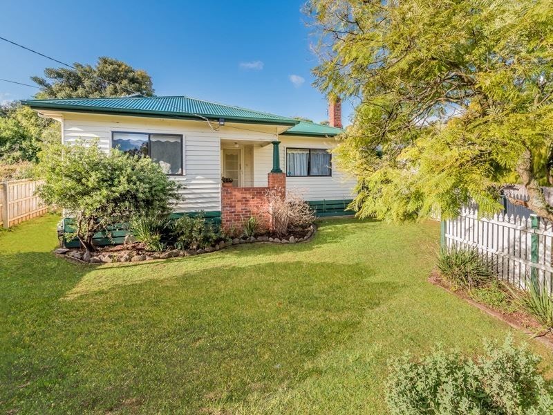 35 Church Street, Drouin VIC 3818