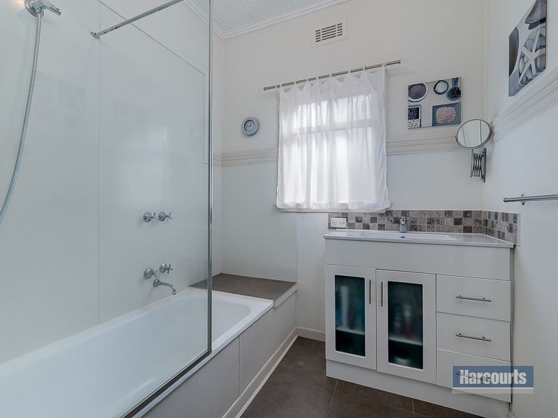 35 Church Street, Drouin VIC 3818