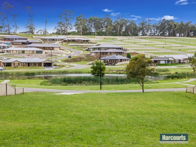 2 Spring Place, Drouin VIC 3818