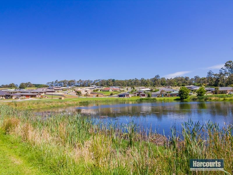 2 Spring Place, Drouin VIC 3818