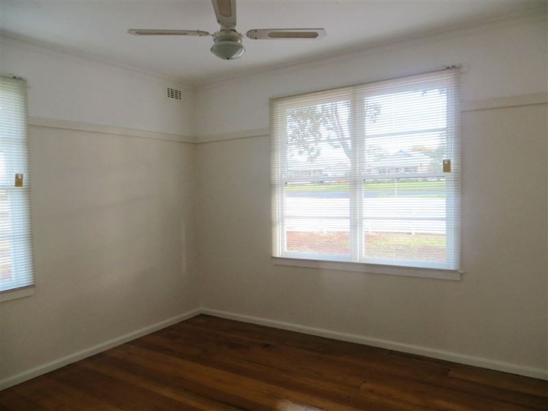 48 Main South Road, Drouin VIC 3818