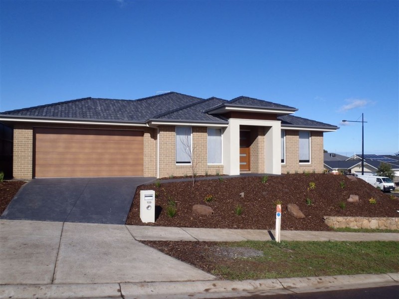 109 Bexley Boulevard, Drouin VIC 3818