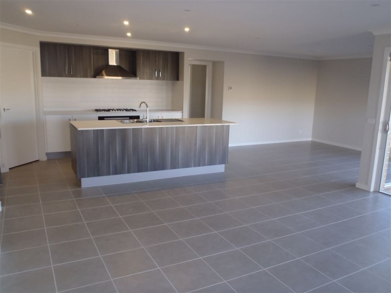 109 Bexley Boulevard, Drouin VIC 3818