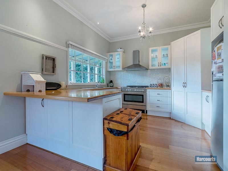 4 James Court, Drouin VIC 3818