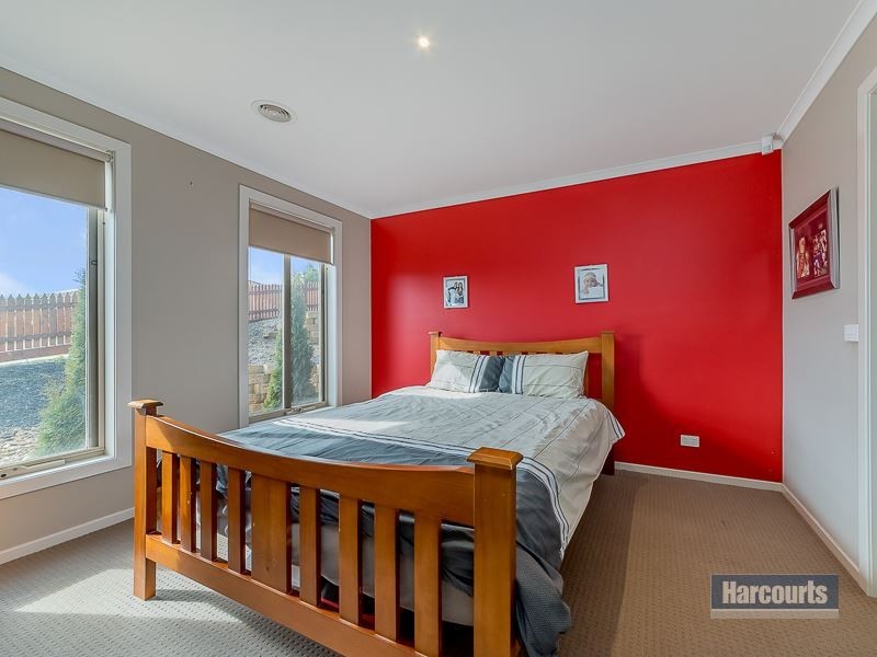 16 Wordsworth Court, Drouin VIC 3818
