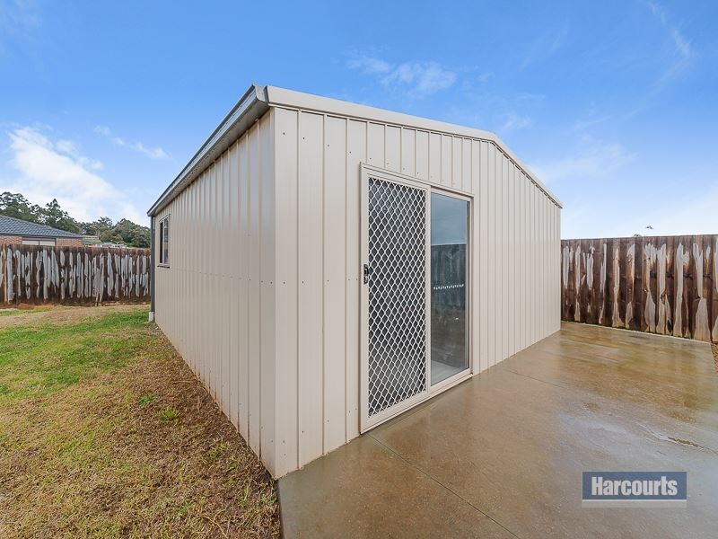 16 Wordsworth Court, Drouin VIC 3818